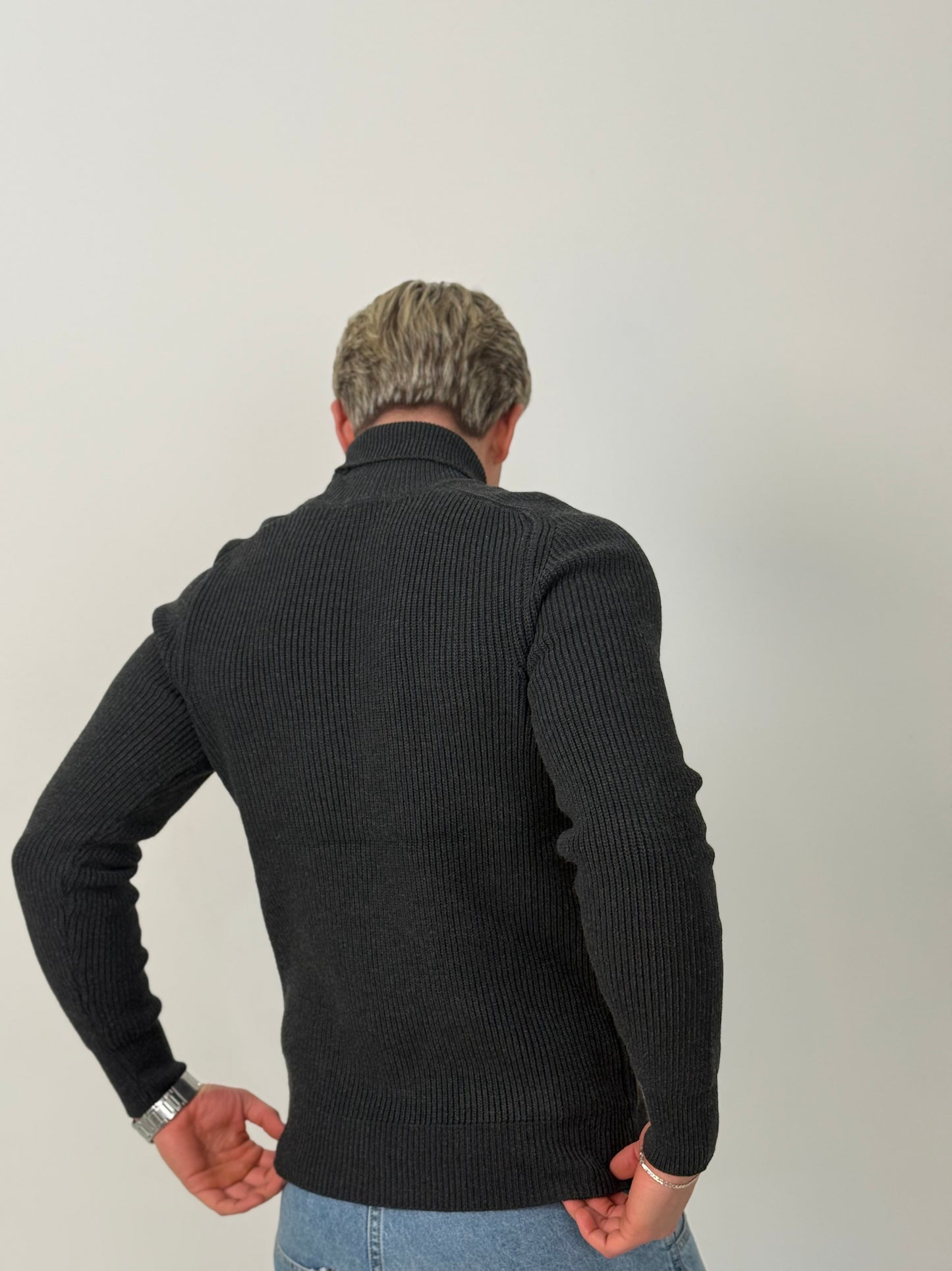 Sweater Legado | Cuello Alto Premium - Gris Oscuro