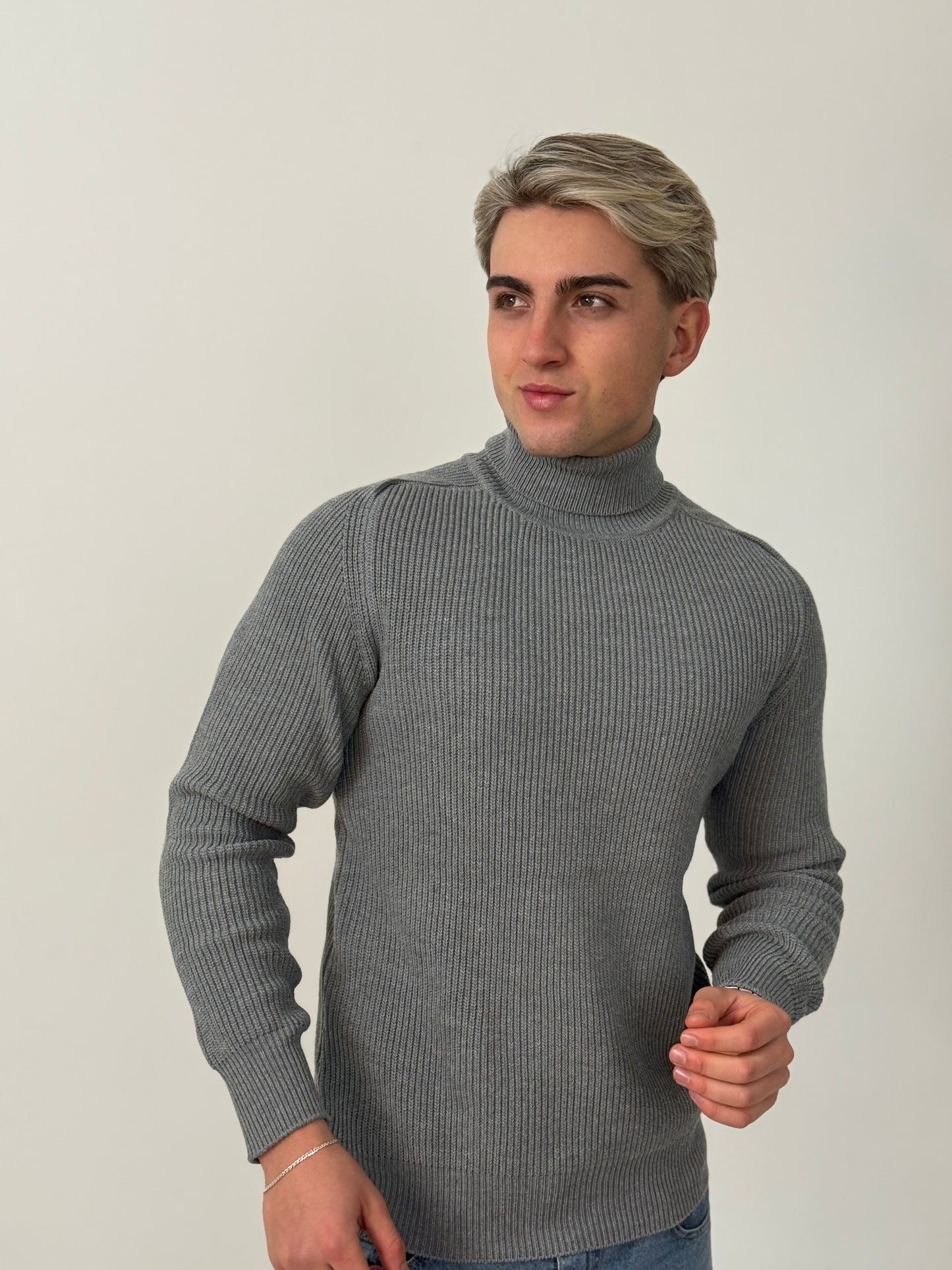 Sweater Legado | Cuello Alto Premium - Gris Claro