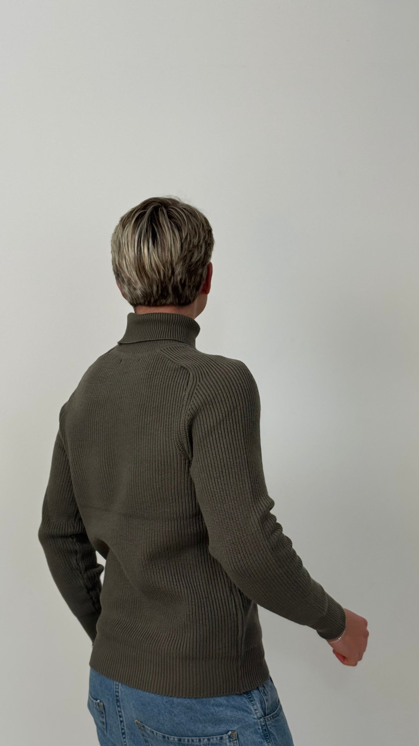 Sweater Legado | Cuello Alto Premium - Verde Oliva